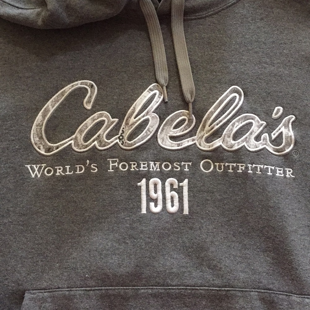 Men’s XL Cabela’s hoodie